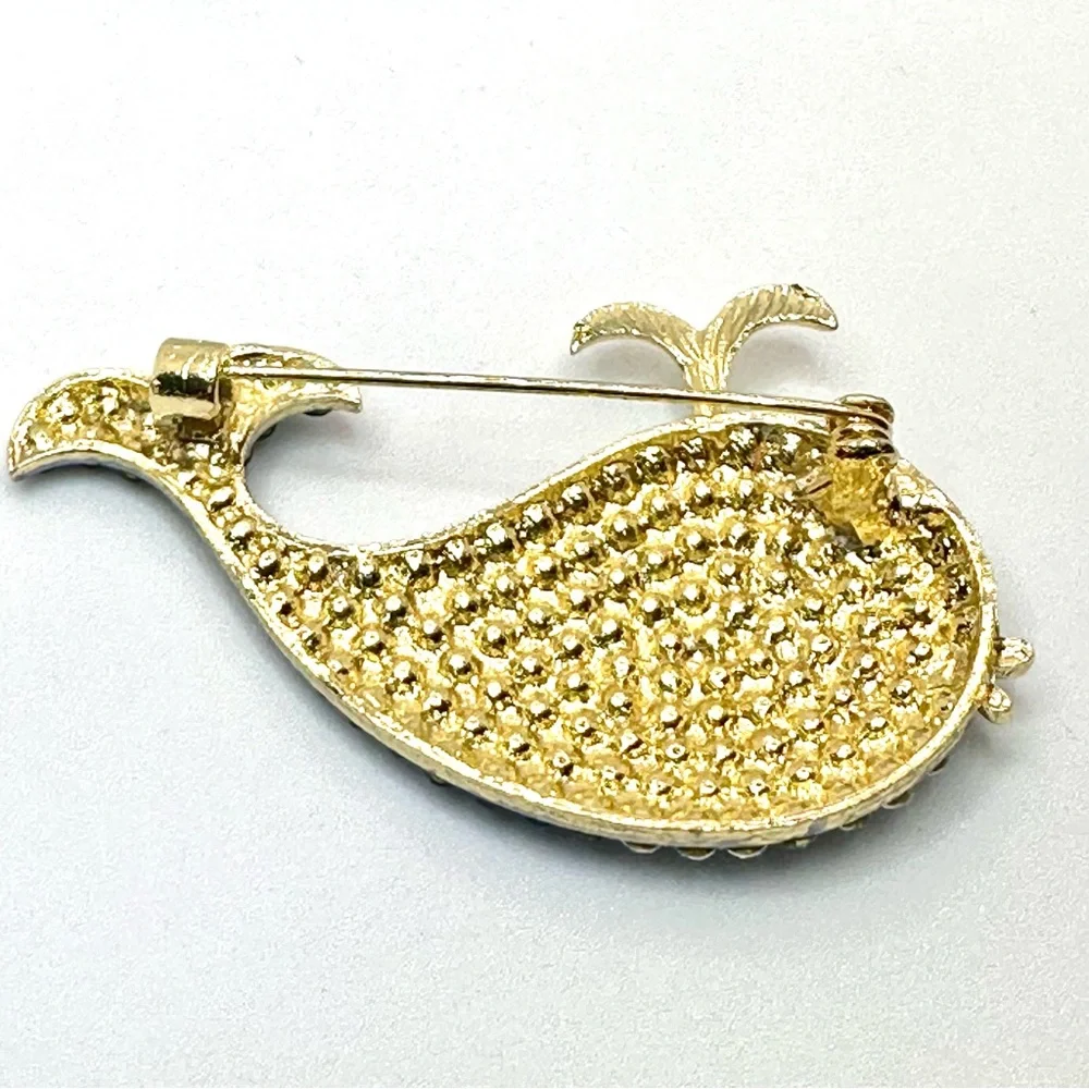 NWOT - Sparkling Blue Rhinestone Whale Brooch - Picture 6 of 9